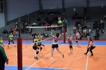 Foto - CAMPEONATO MUNICIPAL DE VÔLEI FEMININO 