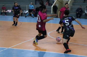 Foto - CAMPEONATO POPULAR MUNICIPAL DE FUTSAL FEMININO