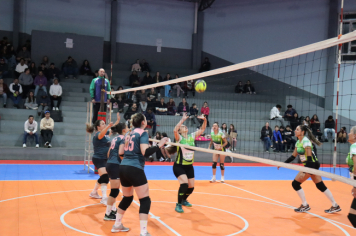 Foto - CAMPEONATO MUNICIPAL DE VÔLEI FEMININO 