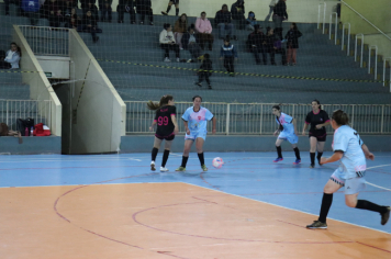 Foto - CAMPEONATO POPULAR MUNICIPAL DE FUTSAL FEMININO
