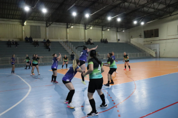 Foto - CAMPEONATO MUNICIPAL DE HANDEBOL FEMININO