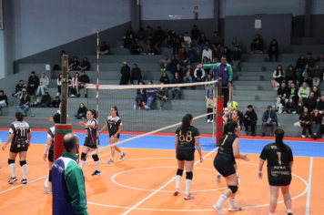 Foto - CAMPEONATO MUNICIPAL DE VÔLEI FEMININO 