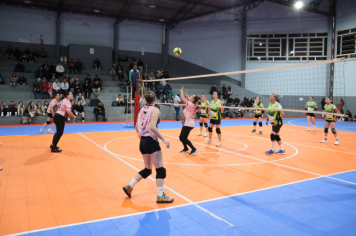 Foto - CAMPEONATO MUNICIPAL DE VÔLEI FEMININO 