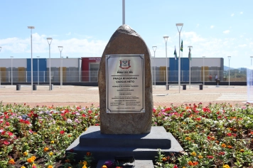 Foto - Prefeitura inaugura Praça Rivadávia Vargas Neto e amplia espaços de convivência na cidade