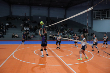 Foto - CAMPEONATO MUNICIPAL DE VÔLEI FEMININO 