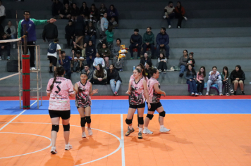 Foto - CAMPEONATO MUNICIPAL DE VÔLEI FEMININO 