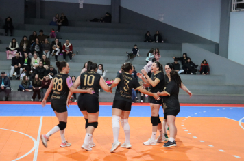 Foto - CAMPEONATO MUNICIPAL DE VÔLEI FEMININO 