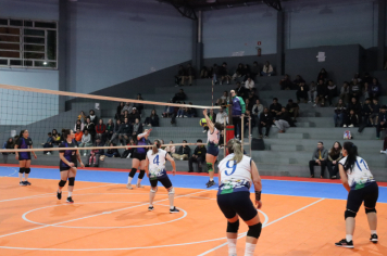 Foto - CAMPEONATO MUNICIPAL DE VÔLEI FEMININO 
