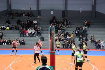 Foto - CAMPEONATO MUNICIPAL DE VÔLEI FEMININO 