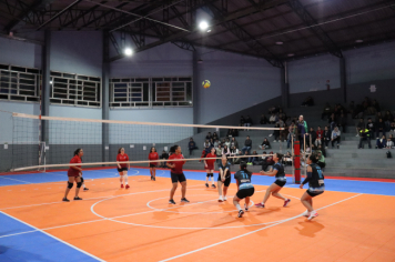 Foto - CAMPEONATO MUNICIPAL DE VÔLEI FEMININO 