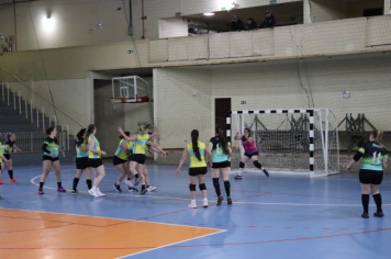 Foto - CAMPEONATO MUNICIPAL DE HANDEBOL FEMININO
