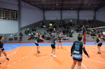 Foto - CAMPEONATO MUNICIPAL DE VÔLEI FEMININO 
