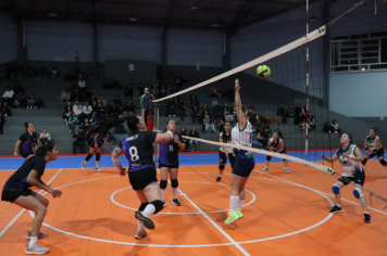 Foto - CAMPEONATO MUNICIPAL DE VÔLEI FEMININO 