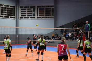 Foto - CAMPEONATO MUNICIPAL DE VÔLEI FEMININO 