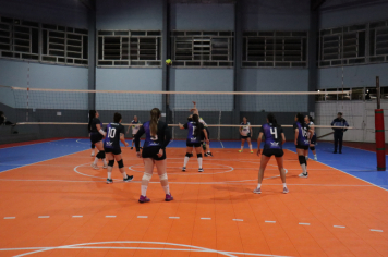 Foto - CAMPEONATO MUNICIPAL DE VÔLEI FEMININO 
