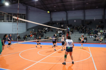 Foto - CAMPEONATO MUNICIPAL DE VÔLEI FEMININO 