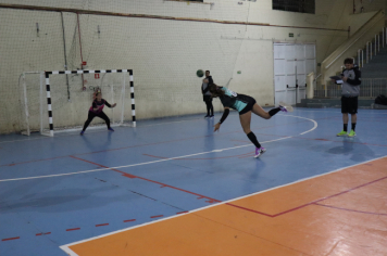Foto - CAMPEONATO MUNICIPAL DE HANDEBOL FEMININO