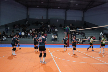 Foto - CAMPEONATO MUNICIPAL DE VÔLEI FEMININO 