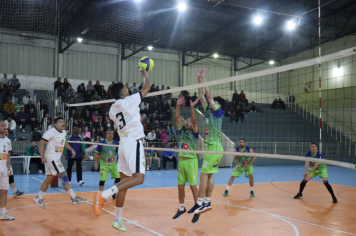 Foto - FINAL DO CAMPEONATO MUNICIPAL DE VÔLEI MASCULINO