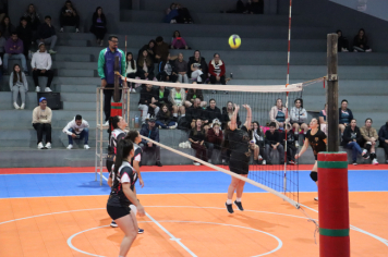 Foto - CAMPEONATO MUNICIPAL DE VÔLEI FEMININO 