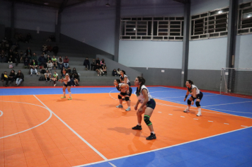 Foto - CAMPEONATO MUNICIPAL DE VÔLEI FEMININO 