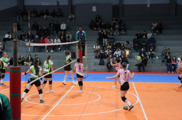 Foto - CAMPEONATO MUNICIPAL DE VÔLEI FEMININO 