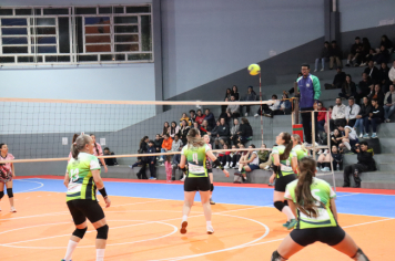 Foto - CAMPEONATO MUNICIPAL DE VÔLEI FEMININO 