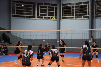 Foto - CAMPEONATO MUNICIPAL DE VÔLEI FEMININO 