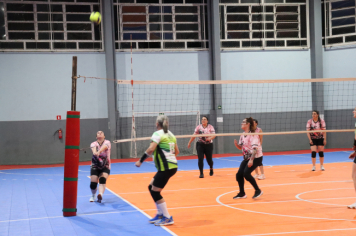 Foto - CAMPEONATO MUNICIPAL DE VÔLEI FEMININO 