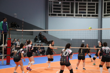 Foto - CAMPEONATO MUNICIPAL DE VÔLEI FEMININO 