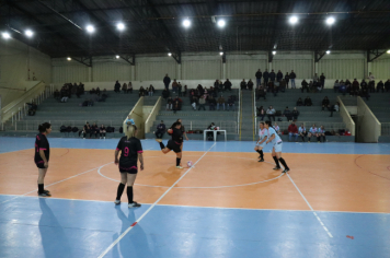 Foto - CAMPEONATO POPULAR MUNICIPAL DE FUTSAL FEMININO