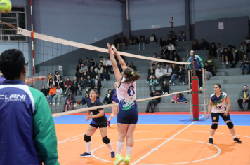 Foto - CAMPEONATO MUNICIPAL DE VÔLEI FEMININO 