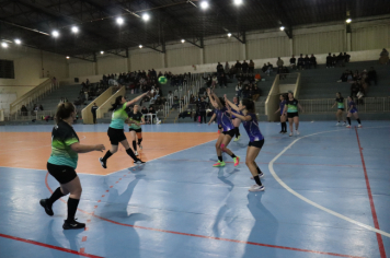 Foto - CAMPEONATO MUNICIPAL DE HANDEBOL FEMININO