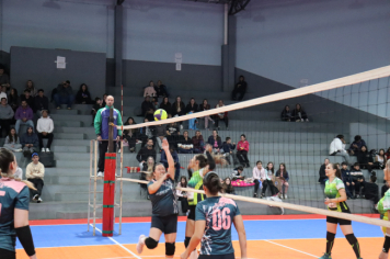 Foto - CAMPEONATO MUNICIPAL DE VÔLEI FEMININO 