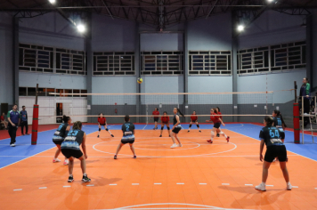 Foto - CAMPEONATO MUNICIPAL DE VÔLEI FEMININO 