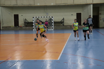 Foto - CAMPEONATO MUNICIPAL DE HANDEBOL FEMININO