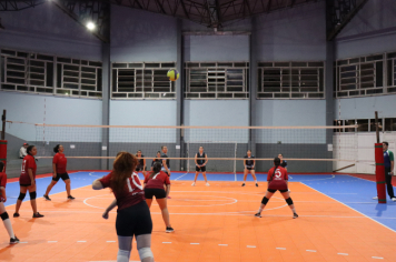 Foto - CAMPEONATO MUNICIPAL DE VÔLEI FEMININO 