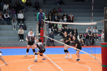 Foto - CAMPEONATO MUNICIPAL DE VÔLEI FEMININO 