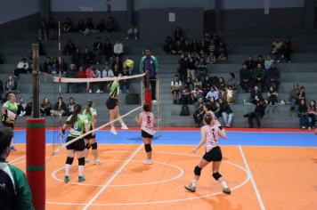 Foto - CAMPEONATO MUNICIPAL DE VÔLEI FEMININO 