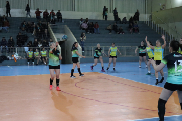 Foto - CAMPEONATO MUNICIPAL DE HANDEBOL FEMININO