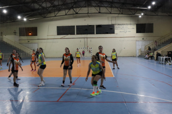 Foto - CAMPEONATO MUNICIPAL DE HANDEBOL FEMININO