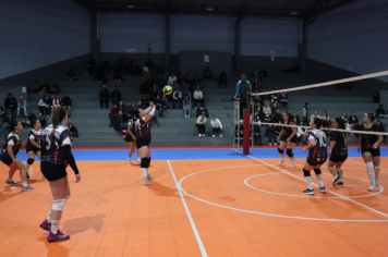 Foto - CAMPEONATO MUNICIPAL DE VÔLEI FEMININO 