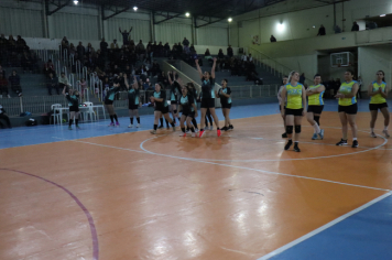 Foto - CAMPEONATO MUNICIPAL DE HANDEBOL FEMININO