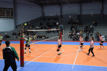 Foto - CAMPEONATO MUNICIPAL DE VÔLEI FEMININO 