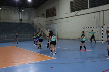 Foto - CAMPEONATO MUNICIPAL DE HANDEBOL FEMININO