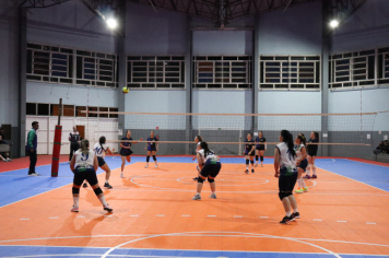 Foto - CAMPEONATO MUNICIPAL DE VÔLEI FEMININO 