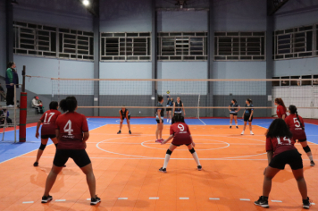 Foto - CAMPEONATO MUNICIPAL DE VÔLEI FEMININO 