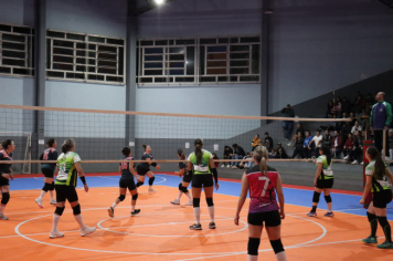 Foto - CAMPEONATO MUNICIPAL DE VÔLEI FEMININO 