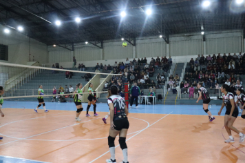 Foto - FINAL DO CAMPEONATO MUNICIPAL DE VÔLEI FEMININO