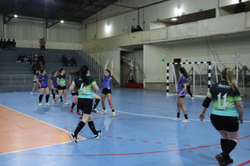 Foto - CAMPEONATO MUNICIPAL DE HANDEBOL FEMININO